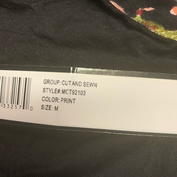 New Catherine Malandrino Off the Shoulder Top - Picture 3 of 3